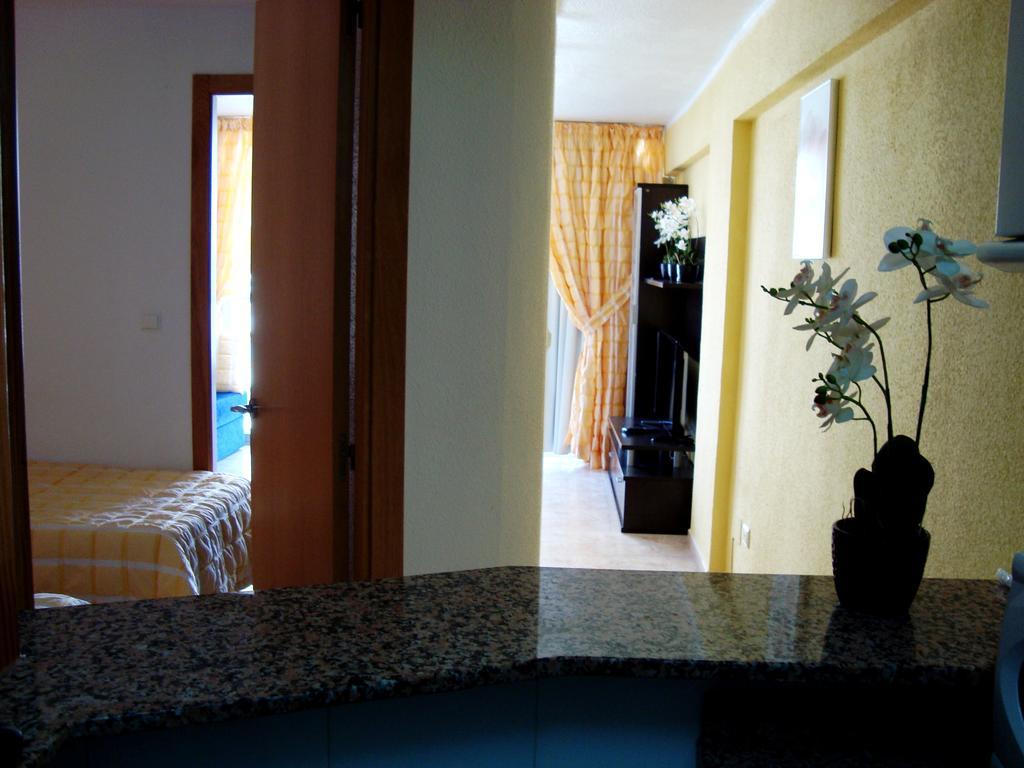 Apartamentos Las Carabelas 베니돔 외부 사진