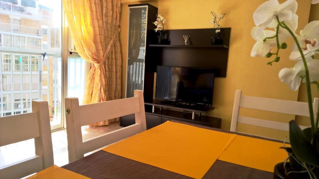 Apartamentos Las Carabelas 베니돔 외부 사진
