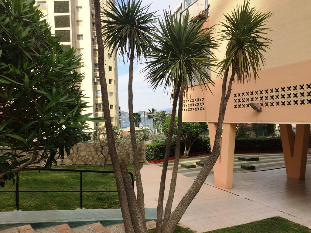 Apartamentos Las Carabelas 베니돔 외부 사진