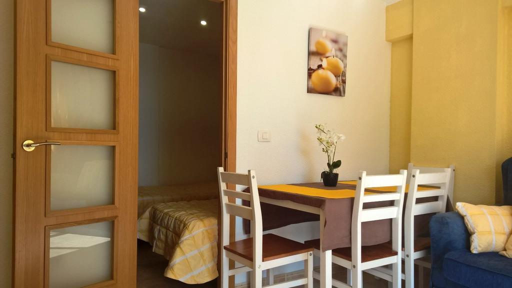 Apartamentos Las Carabelas 베니돔 외부 사진